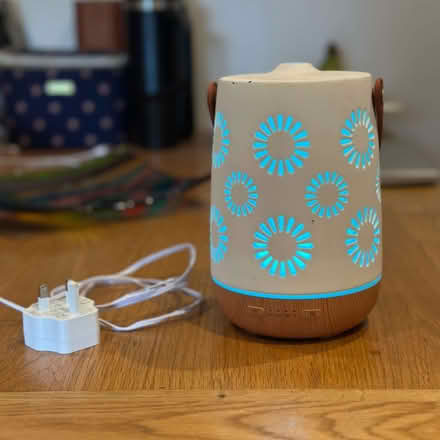 Photo of free Rechargeable Diffuser for aromatherapy lights up (Chipping Norton OX7) #3