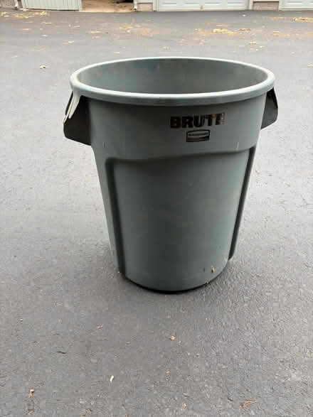 Photo of free Trash can — 20 gal Rubbermaid (Glastonbury Center) #1