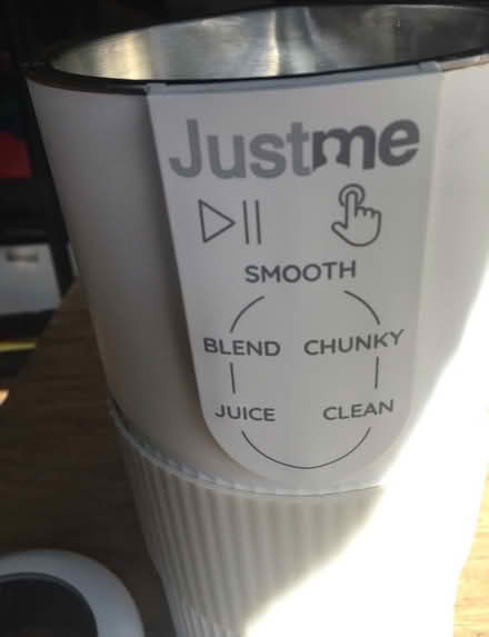 Photo of free small blender (California IP4) #1