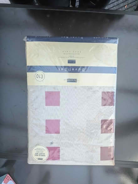Photo of free Single Cream Duvet Set (Dover CT15) #1