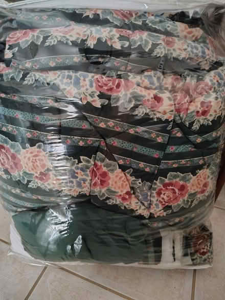 Photo of free Two single bed comforter sets (West Kendall) #1