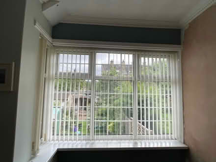 Photo of free Cream vertical blinds (BD18 Shipley) #3