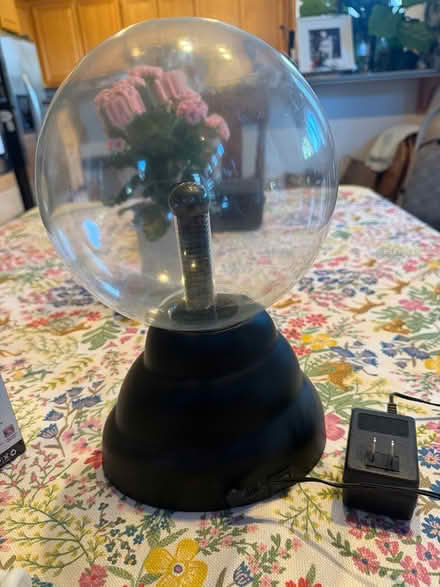 Photo of free Lightning Globe (Alameda) #2