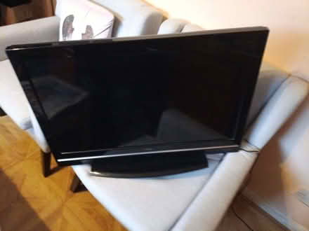 Photo of free Tv (Rose Hill BB11) #1