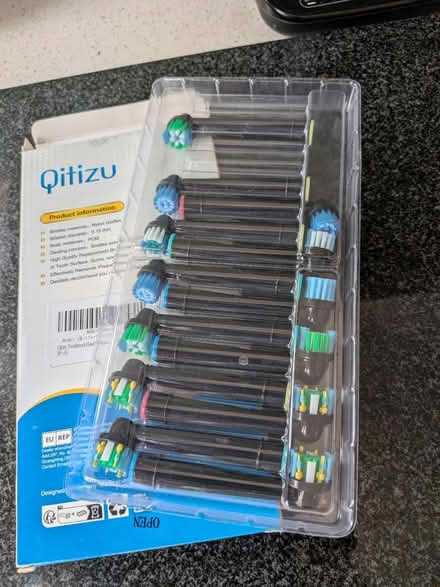 Photo of free Electric toothbrush heads (Forest Hill SE23) #1