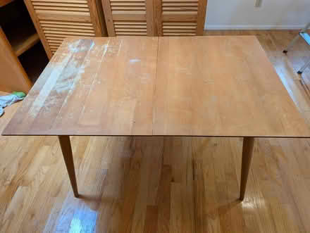 Photo of free Mid-century modern maple table (West Seattle/White Center) #1