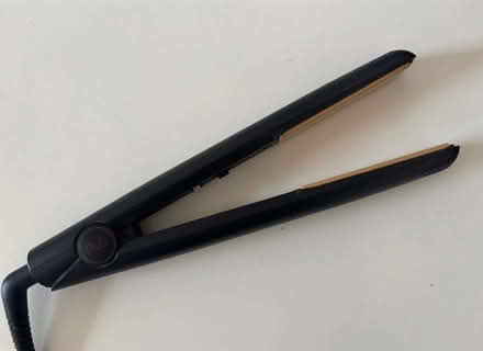 Photo of Working Hair Straightener (London) #1