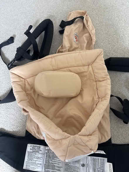 Photo of free Baby carrier (Dún Laoghaire) #3