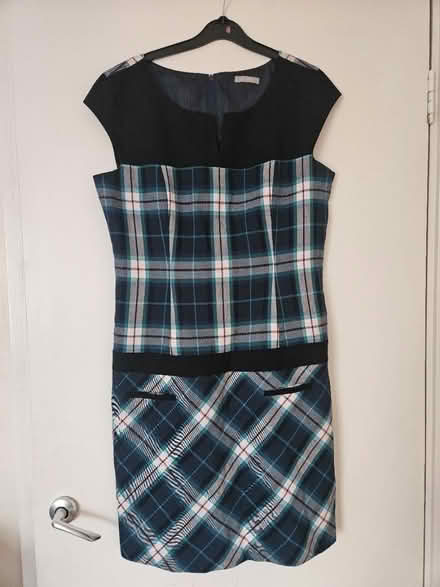 Photo of free Dress (CR0) #1