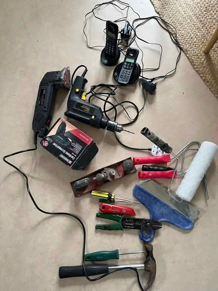 Photo of free DIY items and phones (Carrick Knowe EH12) #1