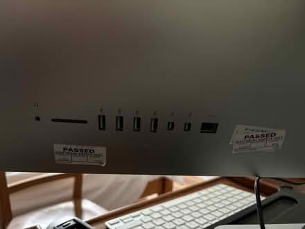 Photo of free 27” iMac 2015, full working order (SE5) #2