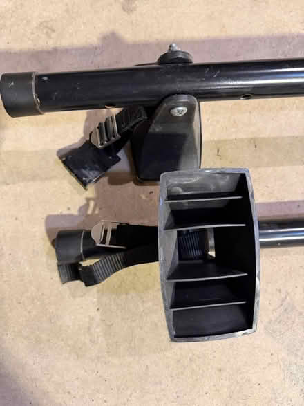 Photo of free Car Top Roof Rack Cross Bars (Darien - near 75th x Cass Ave.) #3