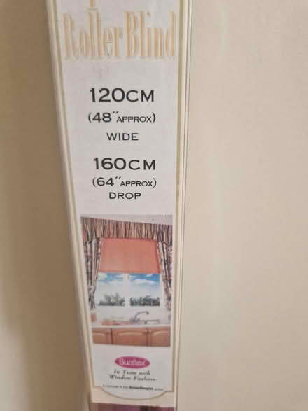 Photo of free Raspberry coloured roller blind (Freuchie KY15) #2