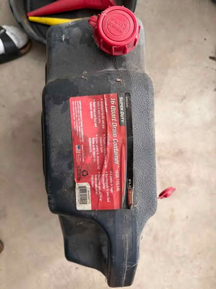 Photo of free DIY Oil Changing Supplies (Darien - near 75th x Cass Ave.) #2