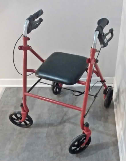 Photo of free red four-wheeled walker (Britannia) #1