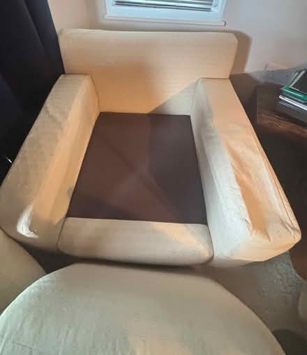 Photo of free Large armchair x2 - excellent condition (Lemsford AL8) #3