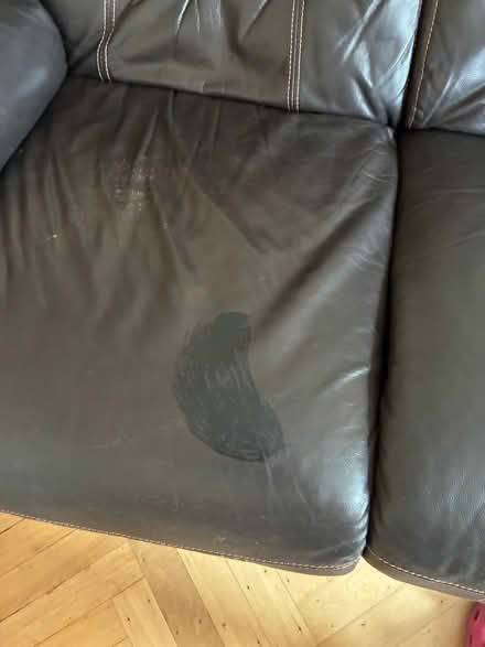 Photo of free Sofas (Hinchley Wood KT10) #3