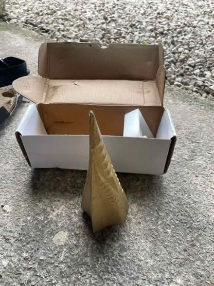Photo of free Wood splitting spike (LA11 Kents Bank) #2
