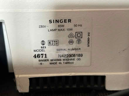 Photo of free Singer sewing machine (Kingsclere RG20) #2