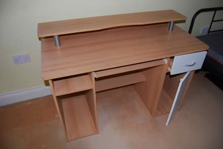 Photo of free Desk (Lee-on-the-Solent PO13) #2