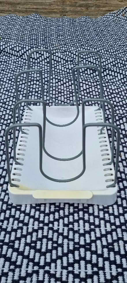 Photo of free Pan Lid Holder (St Helier SM5) #3
