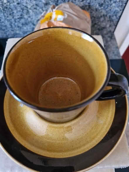 Photo of free Cups and saucers (Blacklands TN34) #1
