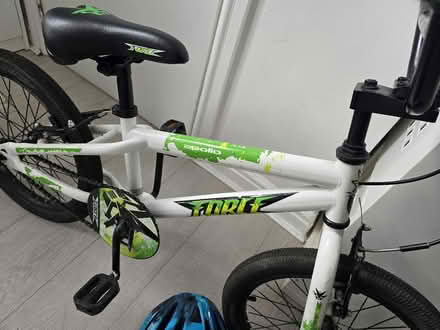 Photo of free Boys bmx bike 6-9yrs with helmet (Portsmouth PO2) #3
