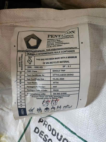 Photo of free Two large builders bags (Crowmarsh (OX10)) #3