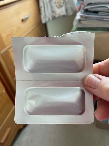 Photo of free Cat flea/tick treatment capsules (South Hounslow off Central Av) #2
