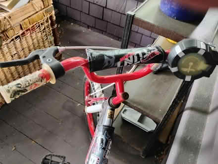 Photo of free Kids' Bike - Dynacraft Hot Wheels (Wallingford (Good Shepherd)) #2