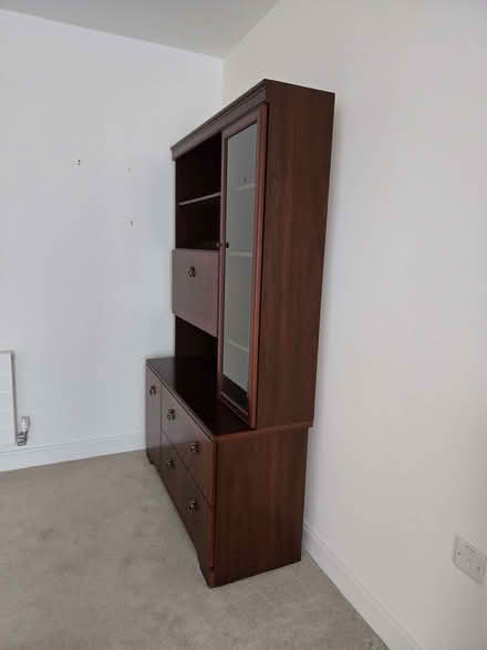 Photo of free Display And Storage Cabinet (Dacorum HP3) #4