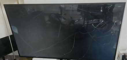Photo of free 65" Sony 4K TV - Cracked Screen (Arnold NG5) #2