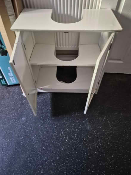 Photo of free Sink cabinet (Harlow cm20) #2