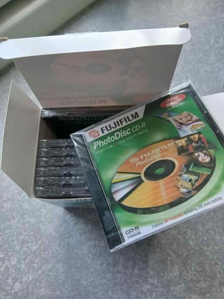 Photo of free CD-R discs in jewell cases (Evercreech BA4) #2