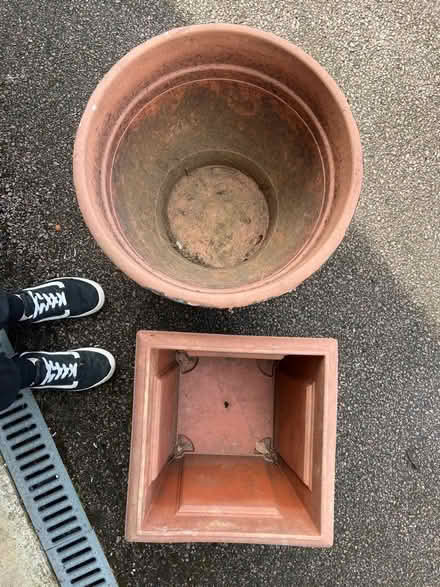 Photo of free 2x big plastic plant pots (Chells Manor SG1) #2