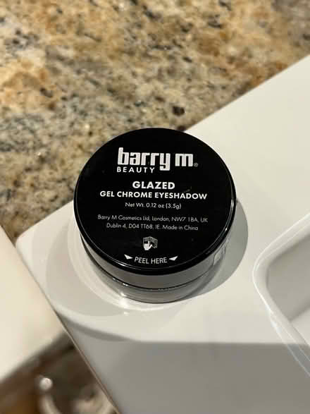 Photo of free Barry M silver gel eyeshadow (Myton Park CV32) #1