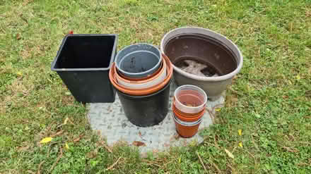 Photo of free Flower/plant pots (S.Ruislip HA4) #1