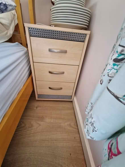 Photo of free Matching bedroom furniture set (Rochford WR15) #2