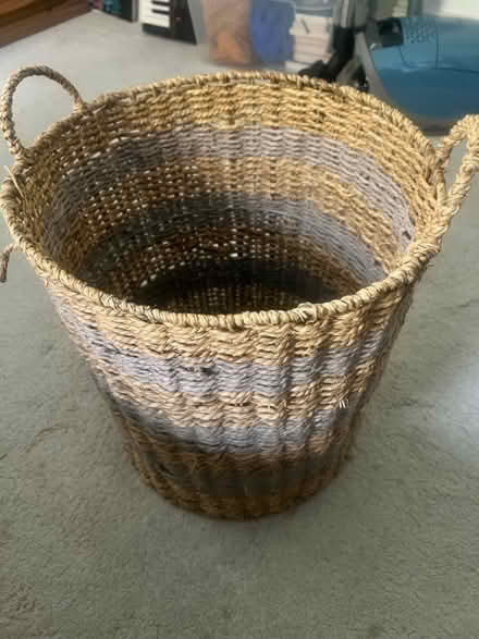 Photo of free Wicker basket (Battersea SW11) #1