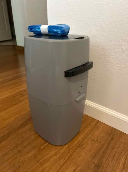 Photo of free Litter Genie (Claremont Hills, Oakland) #1