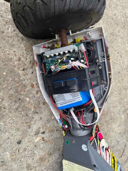 Photo of free Hoverboard for parts (KT6) #2