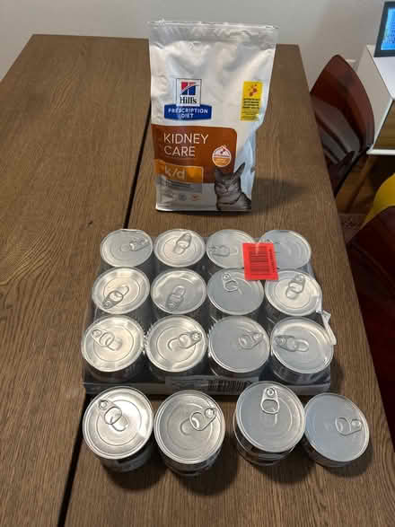 Photo of free Cat kidney support wet and dry food (Claremont Hills, Oakland) #2