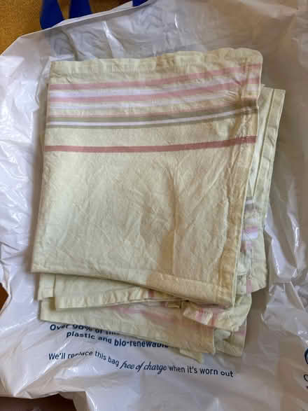 Photo of free Yellow striped cloth napkins (Wokingham RG40) #1