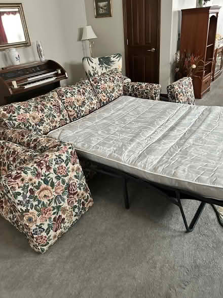 Photo of free Tapestry Flexsteel hide-a-bed sofa (Reynoldsburg) #1