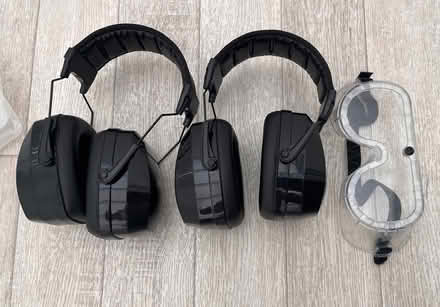 Photo of free New Safety Ear Defenders & Safety Goggles (Good Condition) (Beaconsfield HP9) #1