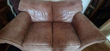 Photo of free 2 seater leather sifa (Fromefield BA11) #2