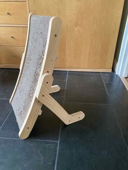 Photo of free Cat scratching pad/bed/hammock (Loughton IG10) #1