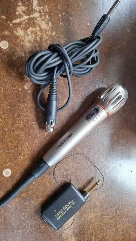 Photo of free Analogue microphone (Oakridge RG21) #1