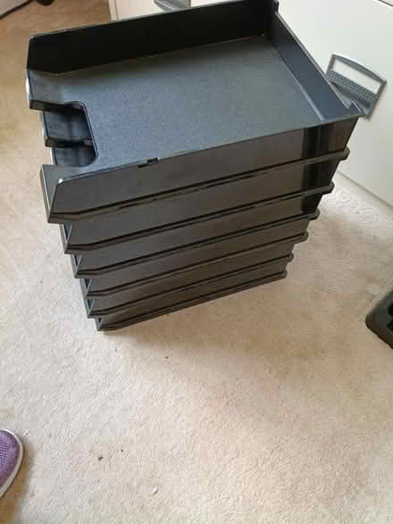 Photo of free Black paper tray (GL51 4UR) #2