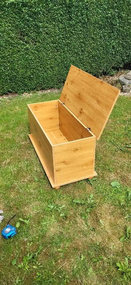 Photo of free bedding box (Rainford Junction WA11) #1
